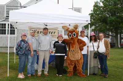 I Found the Aardvark!
Mattapoisett residents turned out for FOX 25 Morning News' live broadcast from Shipyard Park on Friday, June 6, 2008 and took time to pose with The Wanderer's aardvark.
