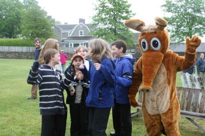 I Found the Aardvark!
Mattapoisett residents turned out for FOX 25 Morning News' live broadcast from Shipyard Park on Friday, June 6, 2008 and took time to pose with The Wanderer's aardvark.
