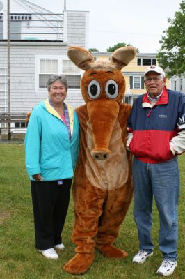 I Found the Aardvark!
Mattapoisett residents turned out for FOX 25 Morning News' live broadcast from Shipyard Park on Friday, June 6, 2008 and took time to pose with The Wanderer's aardvark.
