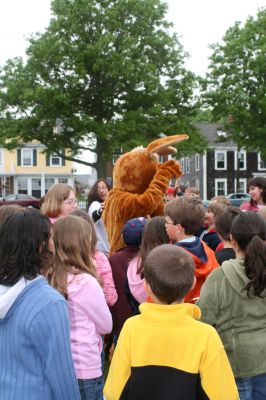 I Found the Aardvark!
Mattapoisett residents turned out for FOX 25 Morning News' live broadcast from Shipyard Park on Friday, June 6, 2008 and took time to pose with The Wanderer's aardvark.
