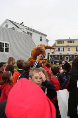 I Found the Aardvark!
Mattapoisett residents turned out for FOX 25 Morning News' live broadcast from Shipyard Park on Friday, June 6, 2008 and took time to pose with The Wanderer's aardvark.
