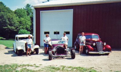 Lipstick Run
Four Canadian ladies who recently visited the tri-towns while on their annual Lipstick Run were (l. to r.) Barb Balanyk with her 1934 Ford Pick-Up Truck, riding shot gun with Shirley Holm; Liz Kitzul with her 1923 Ford T-Bucket with trailer; and Kathy Milne with her 1938 Chevy Sedan. All are also seen holding a copy of The Wanderer. (Photo courtesy of Frank Cabral).
