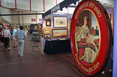 Marion Antiques Show 2007
The prestigious Marion Antiques Show was held at Tabor Academy in Marion on August 17-19, 2007. (Photo by Robert Chiarito).
