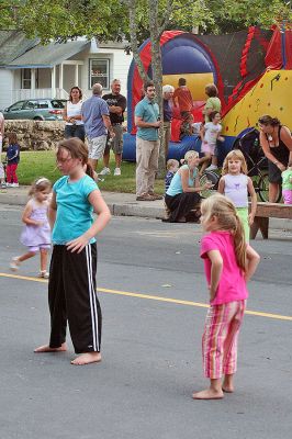 Rock Around the Block
Marion held their Annual Town Block Party on Sunday, August 31 in the street in front of the Marion Town House. The well-attended event featuring food, fun and frolic, along with dancing courtesy of DJ Roger Chartier. (Photo by Robert Chiarito).
