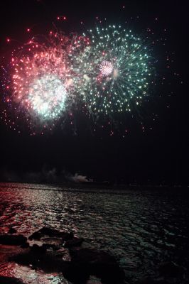 Sippican Skyrockets
The Town of Marion once again hosted a spectacular fireworks display shot off over Sippican Harbor on Thursday night, July 3. (Photo by Robert Chiarito).
