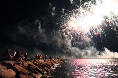 Fourth Fireworks
Marion's Annual Fireworks Display from Silvershell Beach held on Tuesday, July 3, 2007. (Photo by Robert Chiarito).
