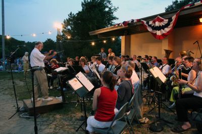 Sippican Skyrockets
The Town of Marion once again hosted a spectacular fireworks display shot off over Sippican Harbor on Thursday night, July 3, preceded by a band concert at Island Wharf. (Photo by Robert Chiarito).
