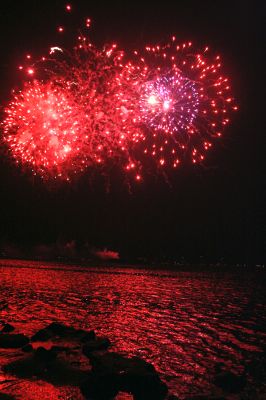 Sippican Skyrockets
The Town of Marion once again hosted a spectacular fireworks display shot off over Sippican Harbor on Thursday night, July 3. (Photo by Robert Chiarito).
