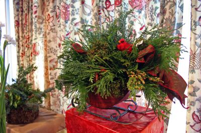 Garden Greens
The Marion Garden Discussion Group held their annual Holiday Boutique on Saturday, December 8 at Saint Gabriel's Church as part of the Holiday House Tour and Tea. (Photo by Robert Chiarito).
