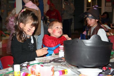 Halloween Hayride
The Mattapoisett YMCA treated families to a night of old-fashioned fun as they hosted a Halloween Hayride on Friday night, October 26 at Camp Massasoit. The event included games such as bobbing for donuts, witch hat ring toss, and pumpkin bowling. (Photo by Robert Chiarito).
