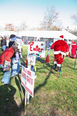 Holiday in the Park 2007
Santa arrives for Mattapoisett's annual "Holiday in the Park" celebration which was held in Shipyard Park on Saturday, December 1, 2007 and drew a record crowd to the seasonal seaside event. (Photo by Robert Chiarito).
