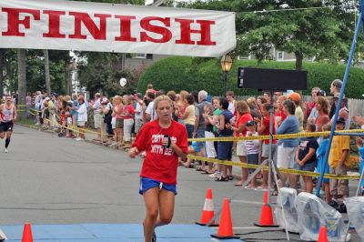 Mattapoisett Road Race 2008
Caitlin Egan of Milford, MA, was the second female finisher, placing 32nd overall in 32:50, in the Mattapoisett Road Race held on July 4, 2008. (Photo by Kenneth J. Souza).
