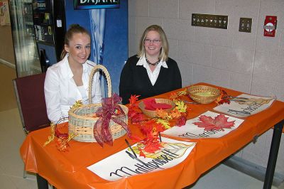 ORR Thanksgiving Dinner
The annual Thanksgiving Dinner for Tri-Town Seniors served at Old Rochester Regional Junior High School on Sunday, November 18, 2007. (Photo by Kenneth J. Souza).
