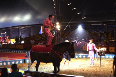 Under the Big Top
The renowned Cole Brothers Circus made a recent stop in the field adjacent to the Plumb Corner Mall in Rochester last week to entertain the young and young-at-heart. (Photo by Robert Chiarito).
