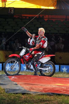 Three-Ring Circus
Cole Brothers Circus of the Stars recently rolled into Rochester on June 25 and 26 for a series of four shows over the course of two days under the Big Top pitched in the field adjacent to the Plumb Corner Mall. (Photo by Robert Chiarito).
