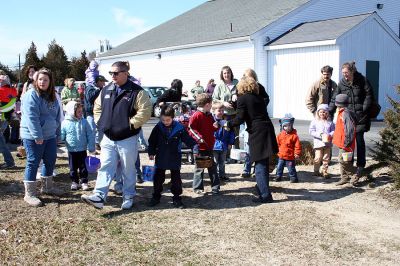 Easter Egg Hunt
Annual Pre-School and Elementary Student Easter Egg Hunt held on Saturday, March 22, at the Plumb Corner Mall in Rochester. (Photo by Robert Chiarito).
