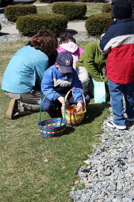 Easter Egg Hunt
Annual Pre-School and Elementary Student Easter Egg Hunt held on Saturday, March 22, at the Plumb Corner Mall in Rochester. (Photo by Robert Chiarito).
