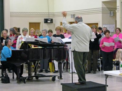 Sippican Spring
Members of the Sippican Choral Society have resumed rehearsals under the guidance of director Brian Roderick in Reynard Hall of the Mattapoisett Congregational Church on Monday evenings from 7:30 to 9:30 pm. The 90-member group is preparing for their spring concert which will take place on April 29 in Wickenden Chapel at Tabor Academy in Marion. (Photo by Robert Chiarito).
