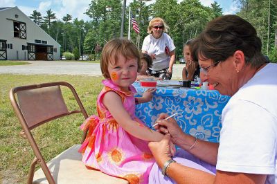 Horse Power
A benefit for the non-profit South Shore Horsemens Council was held on Saturday, July 7 at Rochesters Sterling Pointe Farm. Visitors were greeted by volunteers who offered everything from pony rides and face painting for children to extended tours of the expansive grounds, arena and barn. Those interested in making a donation of time or money to the South Shore Horsemens Council are encouraged to contact them through their website at www.sshconline.com. 
