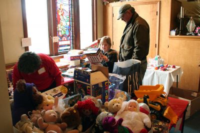 Christmas Fair
One of the more popular "shops" at the annual Christmas Fair held at St. Anthony's Church in Mattapoisett on Saturday, December 6, 2008 was a "kids-only" area where they could pick out gifts for family members. (Photo by Robert Chiarito).
