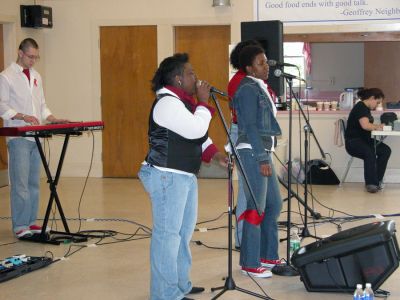 Swazi Aid Show
R&B singer Joy and her band performed during the first in a series of local benefit concerts at the Mattapoisett Congregational Church on Sunday, April 29. The show was organized by Mattapoisett resident and ORR graduate Sarah DeMatos who is attempting to raise money and awareness for abandoned children in Africa. (Photo by Robert Chiarito).
