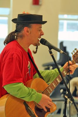 Toe Zone
Ever-popular local childrens entertainers the Toe Jam Puppet Band performed recently for an enthusiastic crowd at Sippican Elementary School in Marion last weekened in a show sponsored by the Mattapoisett YMCA. The show was a benefit for the YMCAs Annual Scholarship Fund. (Photo by Robert Chiarito).
