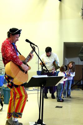 Ahoy, Matey!
The Toe Jam Puppet Band made a return to the Tri-Town area on Saturday, January 26 as they brought their Toe Jam Pirate Show to the Center School Gymnasium. The concert was a benefit for Project GROW with proceeds aiding the organizations scholarship fund. (Photo by Robert Chiarito).
