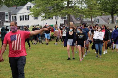 Black Lives Matter
Several hundred people marched from the Mattapoisett Park and Ride on North Street down to Shipyard Park on June 5 to participate in a “Black Lives Matter” protest organized by Bridgewater State University professor Sarah Thomas and Bristol Community College professor Stacie Hess and promoted by Tri-Town Against Racism. Photo by Mick Colageo
