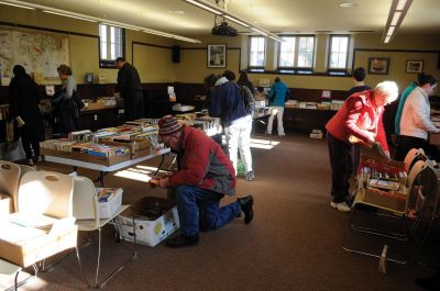 Friend's Book Sale
The Friends of the Mattapoisett Library’s monthly book sale took place on January 14. The sale is held on the second Saturday of the month in the library’s Meeting Room from 10:00 am until 1:00 pm. For more information, call the library at 508-758-4171.
