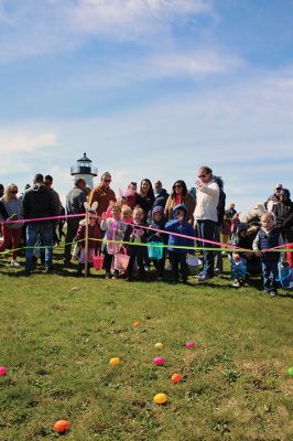 Mattapoisett Lions Club Easter Egg Hunt
Saturday’s Mattapoisett Lions Club Easter Egg Hunt drew a large gathering of families to Ned’s Point on Saturday morning, and some very happy children met the Easter Bunny. Photos by Mick Colageo
