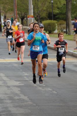 Marion Village 5K
The Marion Village 5K is in its 19th year, and over 250 participants turned out to run the 3.1-mile course along the waterfront and through the quaint Marion village. Runners of all ages took part in the race, and the top 20 runners all finished in less than 20 minutes. Photos by Felix Perez
