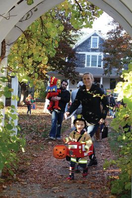 Marion Art Center Halloween Parade 
It looked as though nearly a thousand people came out for the Marion Art Center Halloween Parade on Monday, October 31. The event gets bigger and better every year, it seems, judging by the number of people and the degree of creativity when it comes to the costumes. Photos by Jean Perry
