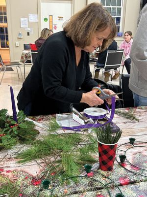 Mattapoisett Congregational Church
Advent wreath-building at Mattapoisett Congregational Church Saturday afternoon included hot cocoa for kids of all ages. Photo by Jennifer Shepley
