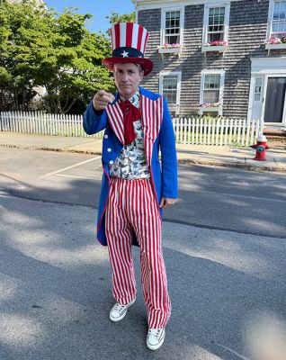 Mattapoisett Road Race
The 55th Mattapoisett Road Race was held on Independence Day kicking off from Shipyard Park as morning temperatures at start already crept over 85. In the end, 1387 racers crossed the finish line after the 5K. Photos by Shawn Sweet
