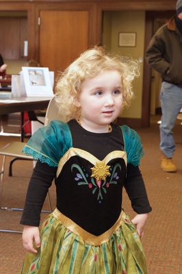 “Frozen” at the Library
While it was warm and sunny outdoors, it was “Frozen” inside the Mattapoisett Library on Friday, February 19. Young library patrons enjoyed a number of Disney’s “Frozen” activities, with even a few Elsas stopping by to join in the fun. Photos by Colin Veitch
