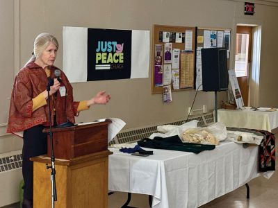 Mattapoisett Woman's Club
Kate Tarleton spoke to the Mattapoisett Woman's Club about proper care, storage and cleaning of our heirloom textiles at the February meeting. ORRTV filmed it for those who missed out. Photos by Jennifer Shepley
