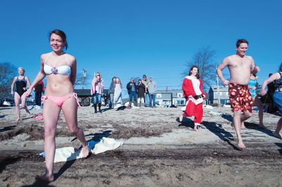 Hooves and Hands Polar Plunge
Hooves and Hands Polar Plunge on December 25,2013.  Photo by Felix Perez
