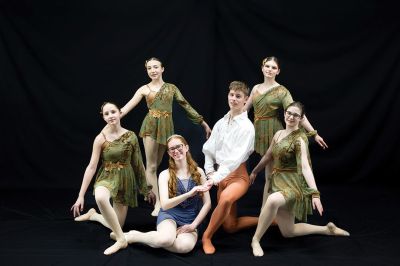 New Bedford Ballet 
The School of the New Bedford Ballet is thrilled to perform A Midsummer Night's Dream, its 36th annual full-length ballet. Artistic Director Rebecca Waskiel-Marchesseault's streamlined adaptation of Shakespeare's romantic comedy will be performed at the Zeiterion Theatre on Saturday, June 6, at 1:00 pm and 7:00 pm. The cast includes: Standing: Emilia Szabo (Mattapoisett), Jillian Bonnell (Mattapoisett), Kneeling: Genevieve Arone (Marion), Gabriel Coughlin (Rochester), Esther Smith (Rochester), Sitting: Grac
