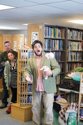 Take Your Child to the Library Day
The Plumb Library in Rochester participated in the national “Take Your Child to the Library Day” on Saturday, February 6. Encore Entertainment, Mr. Vinnie from The Toe Jam Puppet Band, and “Professor Trelawney” greeted kids and their families during the event that Children’s Librarian Lisa Fuller said was all about raising “library awareness.” Photos by Colin Veitch
