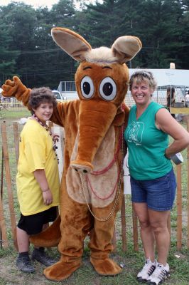Aardvark at the Fair
The Wanderer's aardvark visited the Rochester Country Fair on August 22, 2009 and took some time to see the sights and pose with some visitors.
