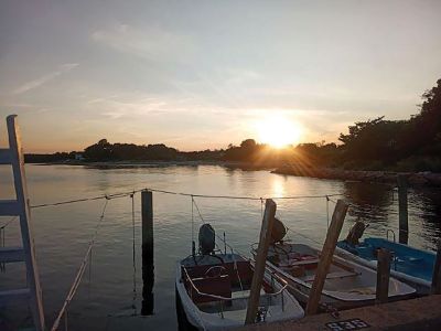 Mattapoisett Harbor
Mattapoisett Harbor sunset by Rob Grant.
