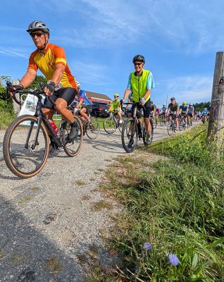 South Coast Bikeway Alliance
Cyclists set out Sunday morning from Running Brook Vineyard in Dartmouth for the South Coast Bikeway Alliance’s seventh annual Pedal for the Path. The fundraiser supports efforts to complete the regional bikeway from Swansea to Wareham, which includes Mattapoisett and Marion. Photo by Jeanne Hopkins
