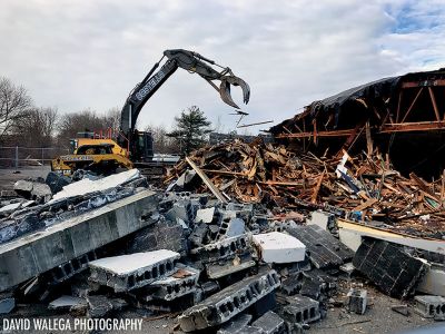Bowlmor
The Bowlmor bowling alley on Route 6 in Mattapoisett was torn down on January 26 by Costello Dismantling. Bowlmor had brought decades of fun to many in the area until 2017 when the structure was condemned due to the instability of the roof. Photos courtesy David Walega
