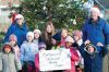 Filename=Caroling-4630.jpg
Filesize=246KiB
Dimensions=1200x797
Date added=Dec 09, 2010 Caroling-4630.jpg
