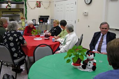 Rochester Welcomes LaCamera
A welcoming reception for newly-hired Town Administrator Richard LaCamera was held at the Rochester Senior Center on Monday, December 18 from 4:00 to 7:00 pm. Local and state officials were in attendance, as were former Lakeville colleagues and co-workers of Mr. LaCamera. (Photo by Kenneth J. Souza).
